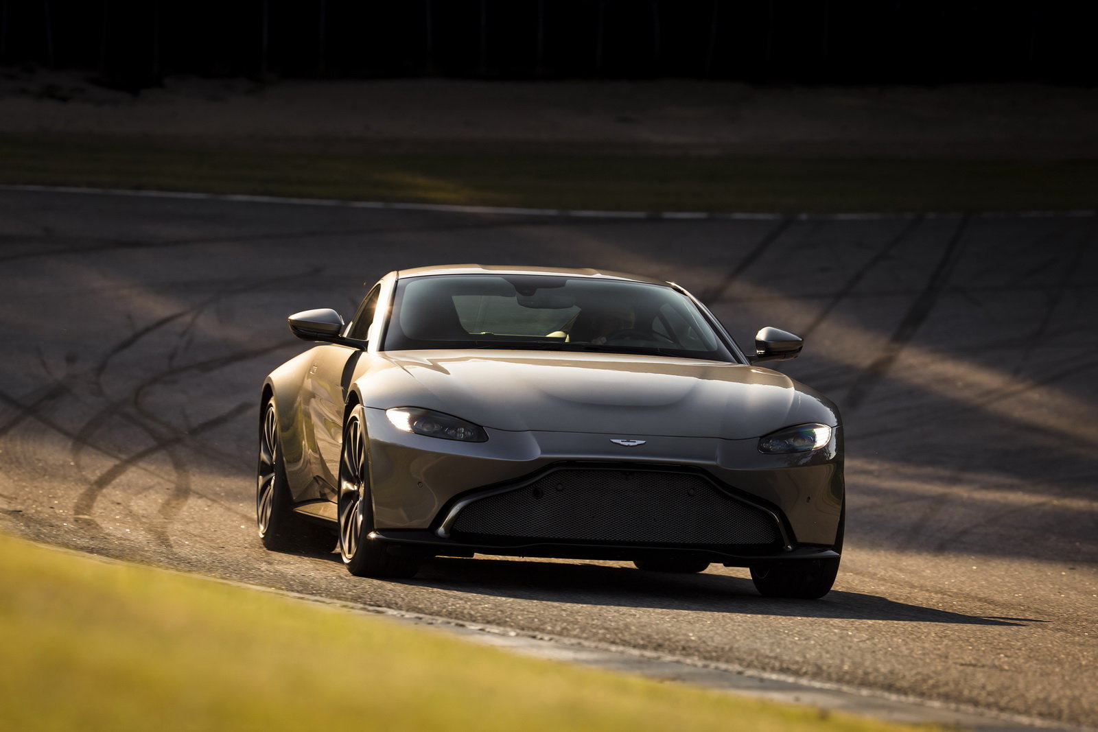Nový Aston Martin Vantage