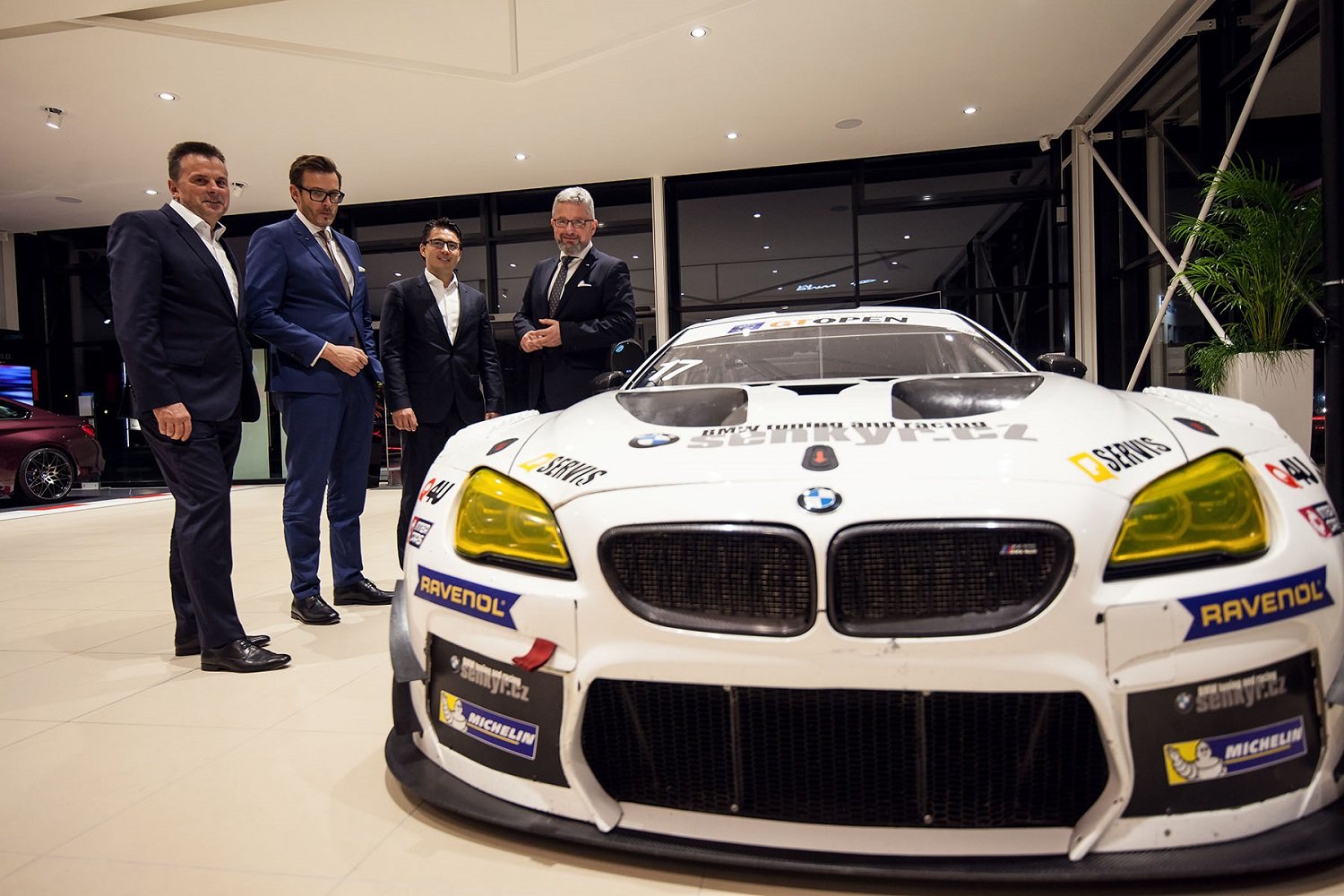 Společnost Renocar otevřela v Brně jediný BMW M showroom v Evropě a vlastní muzeum