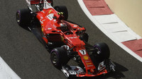 Kimi Räikkönen v kvalifikaci v Abú Zabí
