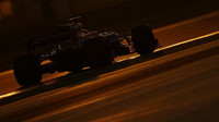 Fernando Alonso v kvalifikaci v Abú Zabí