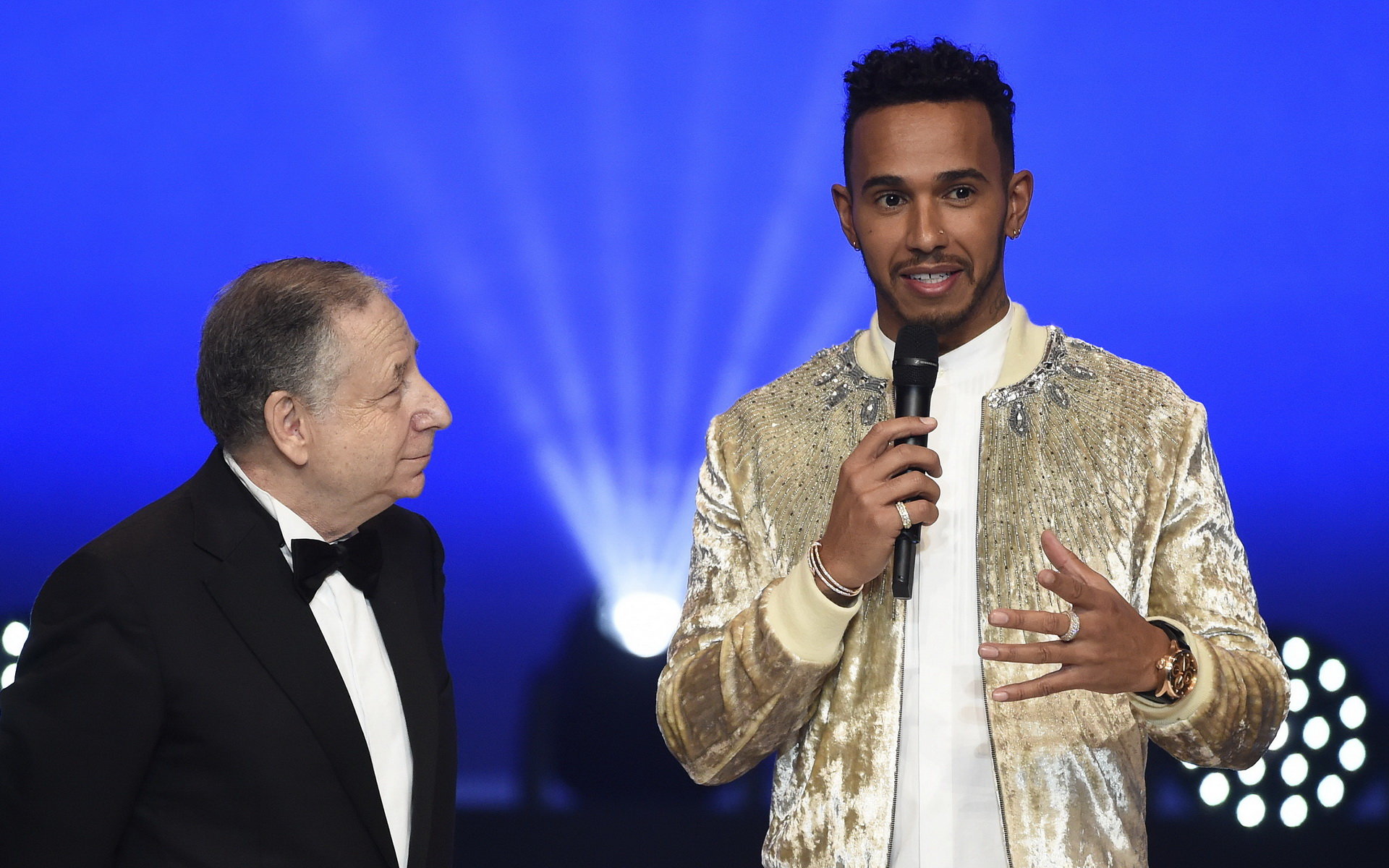 Lewis Hamilton o uplynulém víkendu na galavečeru FIA