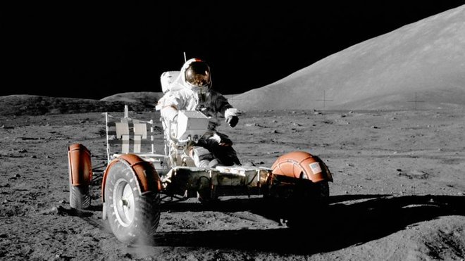 Lunar Rover na Měsíci