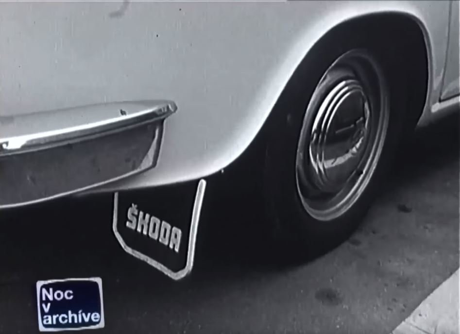 Co vše museli mít auta v roce 1974?
