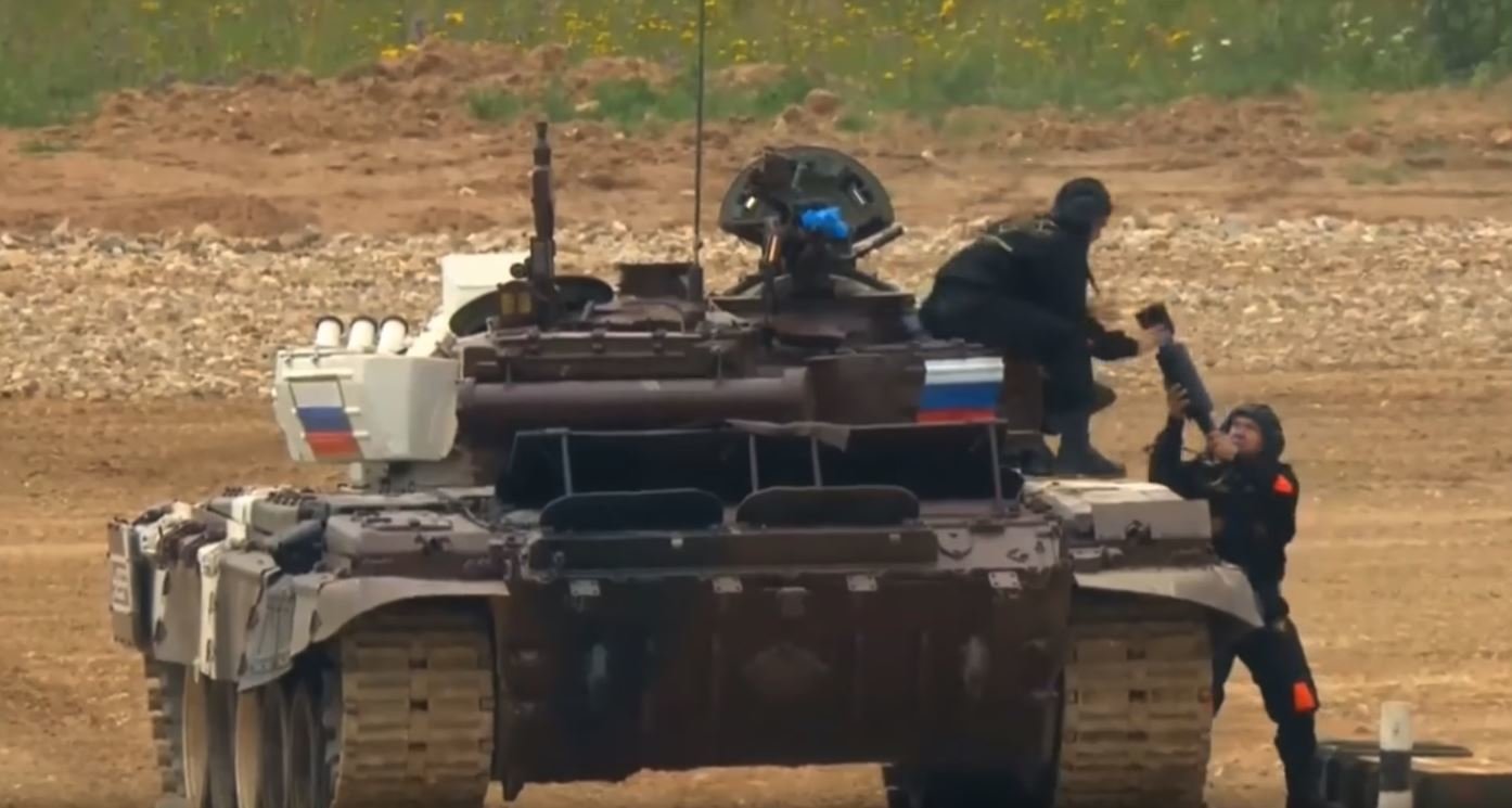 Ruská armáda se v roce 2017 účastnila "Tankového biatlonu" se strojem T-72B3
