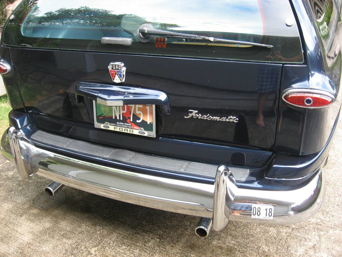 Postarší kombík Mercury se proměnil ve Ford z padesátých let