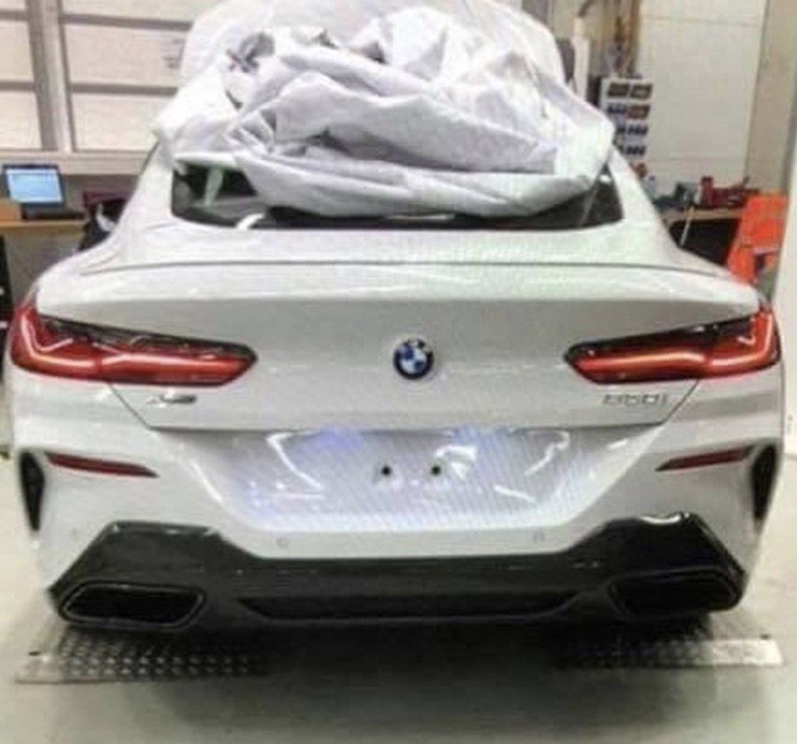 Nové BMW řady 8 v produkční variantě poprvé bez maskování