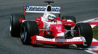 Toyota ve své první sezóně v F1 s vozem TF102, za volantem Allan McNish