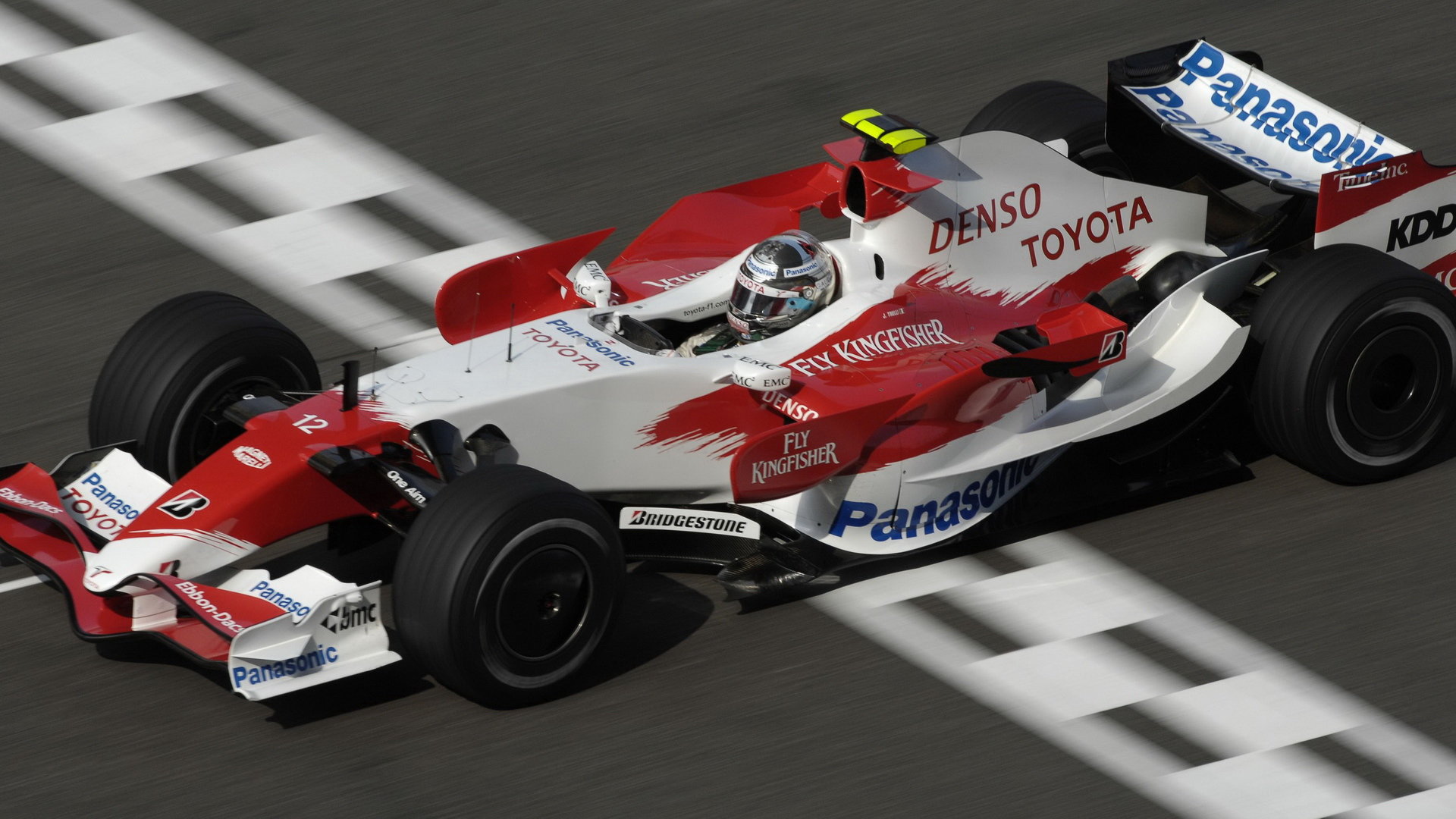 Jarno Trulli s Toyotou TF107