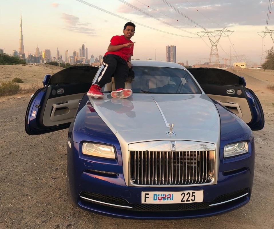 Rashed Belhasa a jeho nový Rolls-Royce Wraith