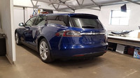 Vůbec první vyrobená Tesla Model S kombi