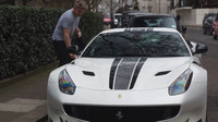 Gordon Ramsay je dobře známý svou láskou k vozům značky Ferrari