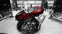 Tesla Roadster připravený ke startu do vesmíru (Zdroj: Elon Musk)