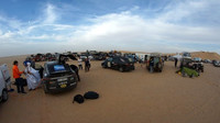 Chorvatští dobrodruzi se vypravili na závod Budapešť-Bamako v Tesle Model X. Stali se prvními, kdo překonal Saharu v elektromobilu