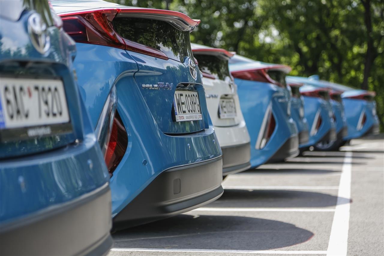 Toyota usilovně pracuje na opětovném využití baterií ze starých hybridů a elektromobilů