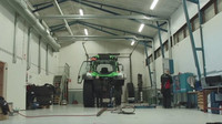 Traktor Valtra T234 během zdolávání rychlostního rekordu