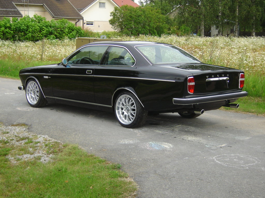 Replika Volva 162 Coupe vznikla na základech BMW M3 generace e36