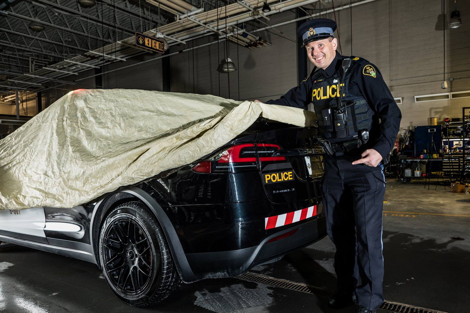 Tesla Model X kanadské policie vyvolala velkou kontroverzi