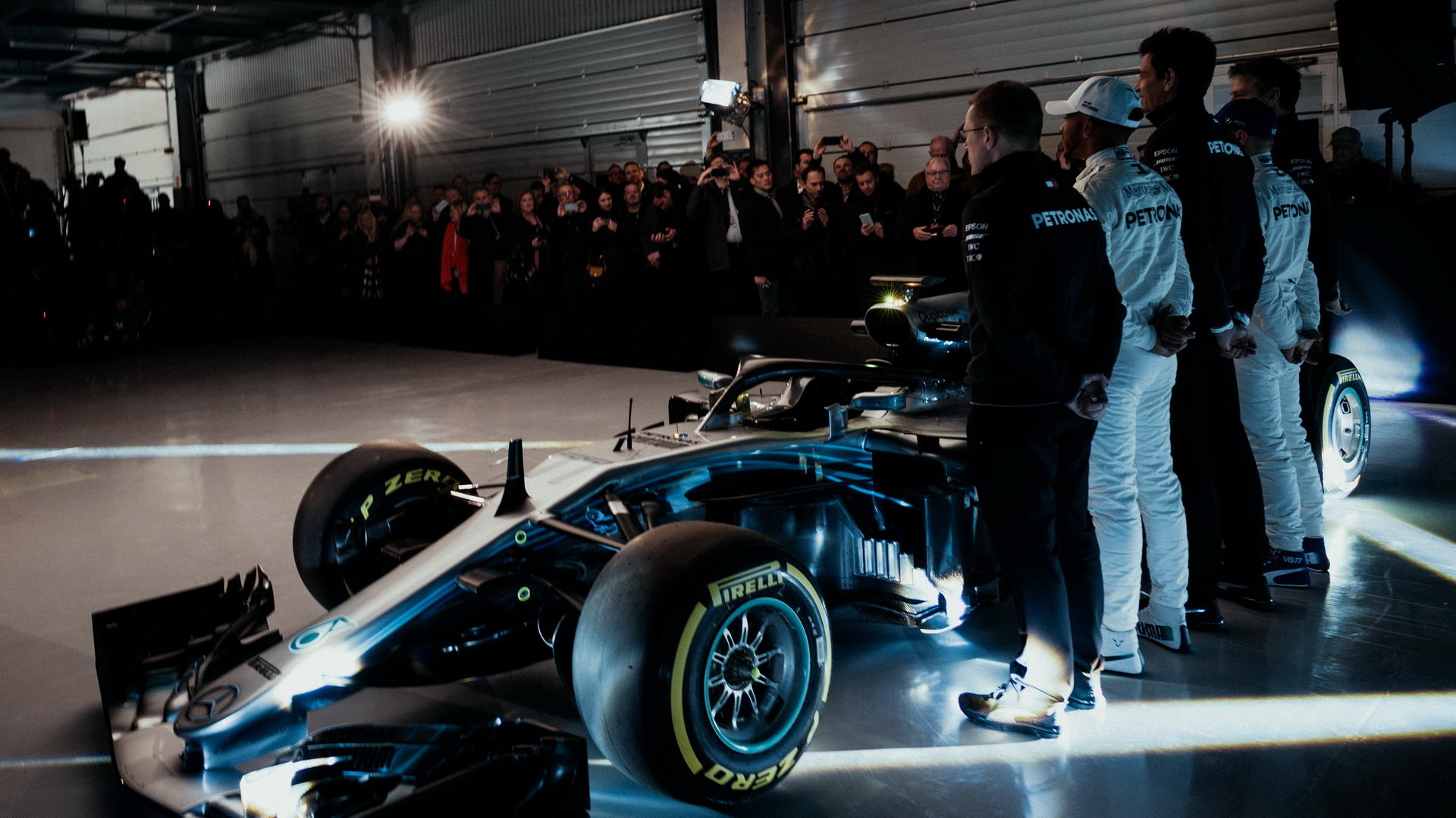 Představení nového vozu Mercedes F1 W09 EQ Power+