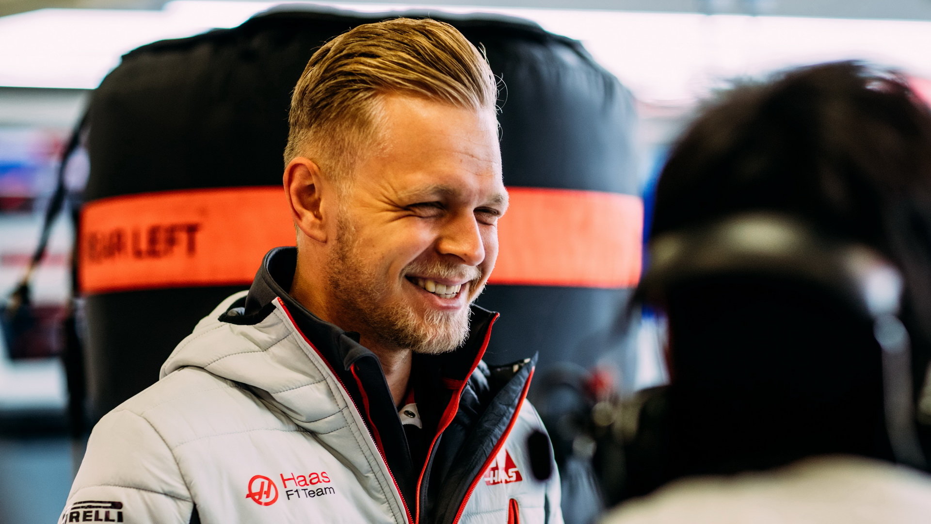 Kevin Magnussen v Barceloně