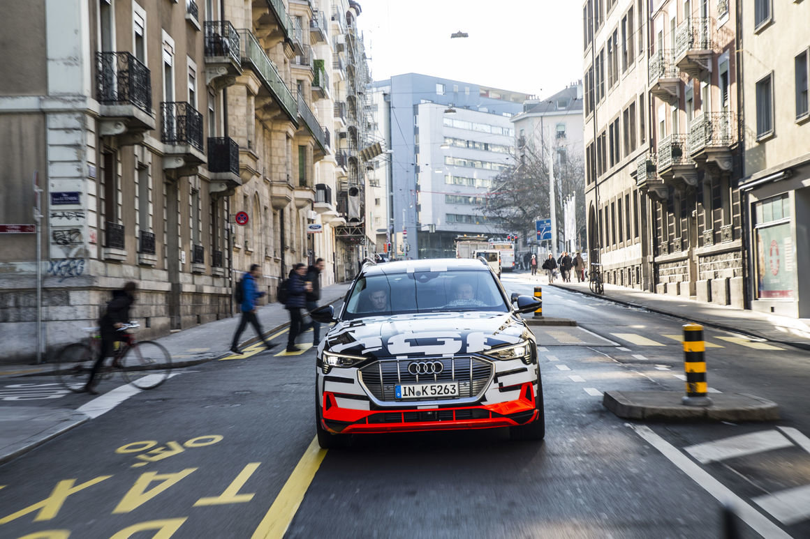 Jedním z dlouho očekávaných elektromobilů koncernu VW je i Audi e-Tron