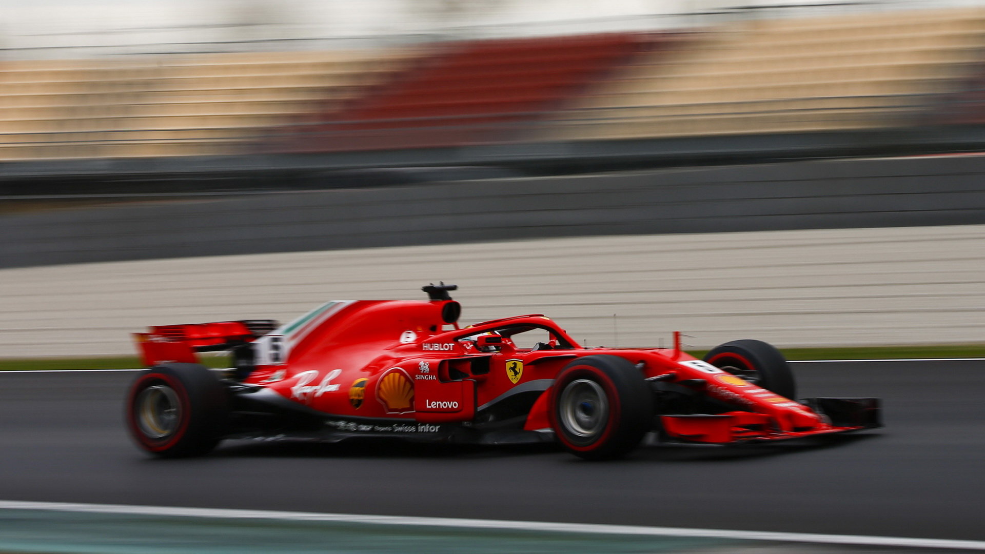 Sebastian Vettel kraluje výsledkovým listinám v Barceloně