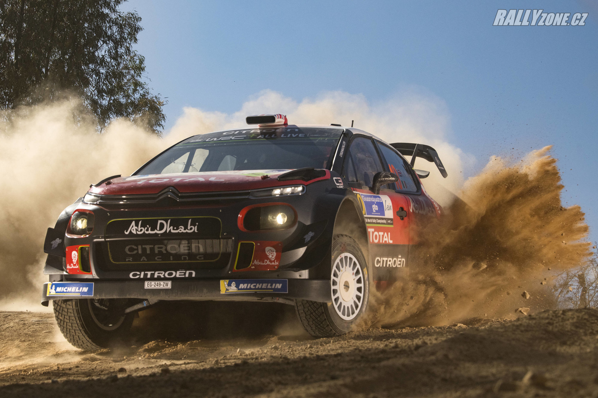 Ostberg vyzkouší C3 WRC také na šotolině, zatím potvrdil dvě soutěže