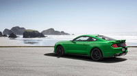 Ford Mustang v nové barvě "Need For Green"