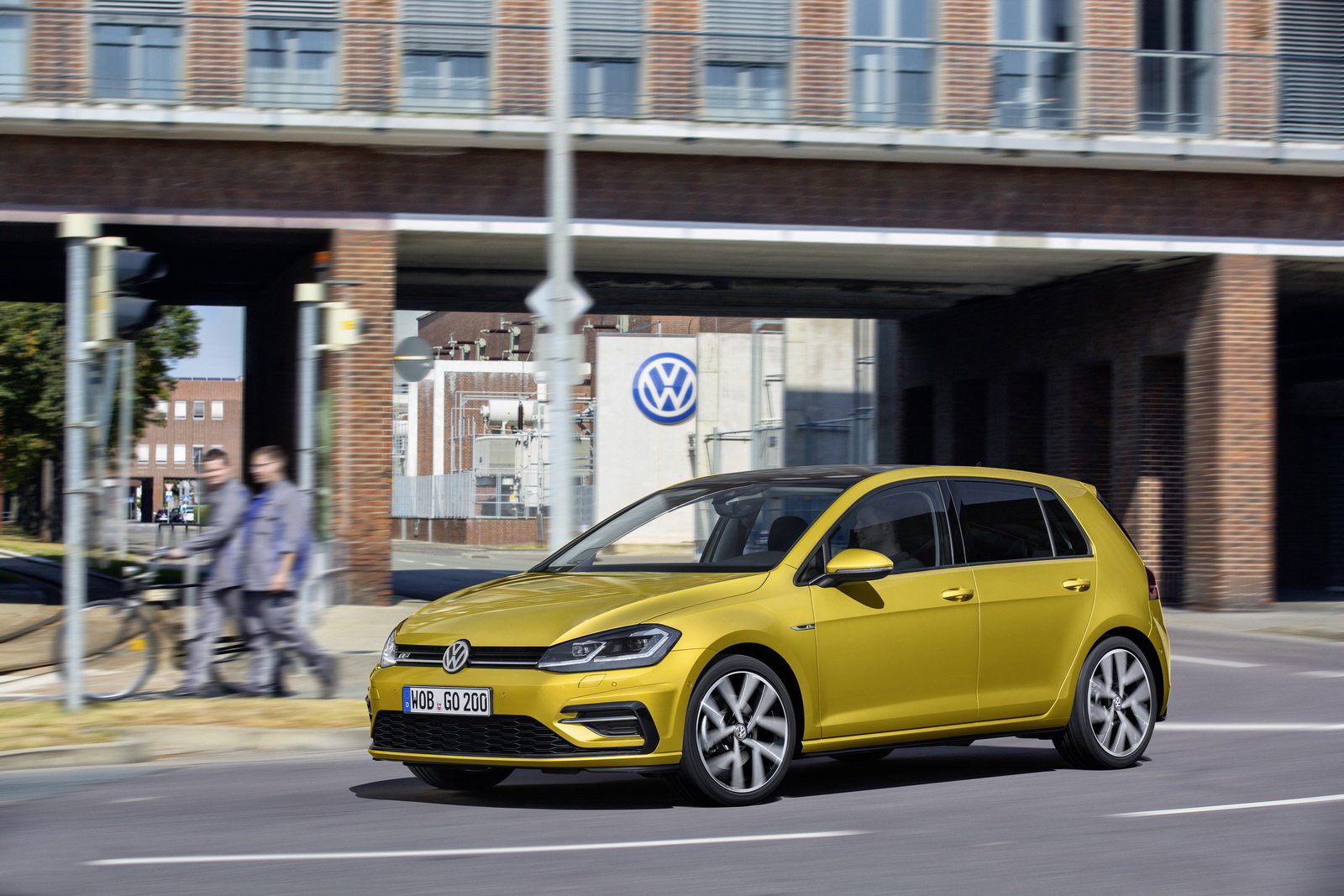 Volkswagen představil Golf s novou revoluční jednotkou 1.5 TSI ACT Bluemotion