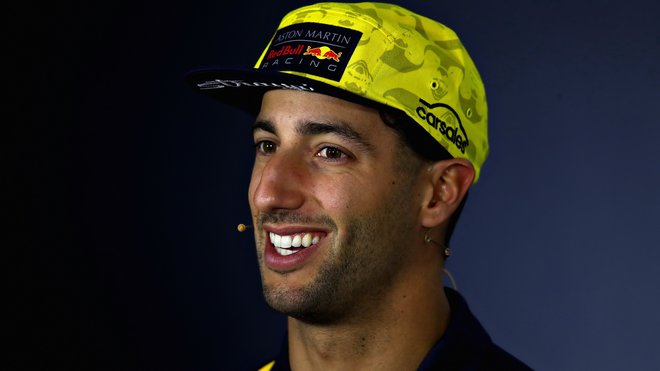 Daniel Ricciardo na tiskové konferenci