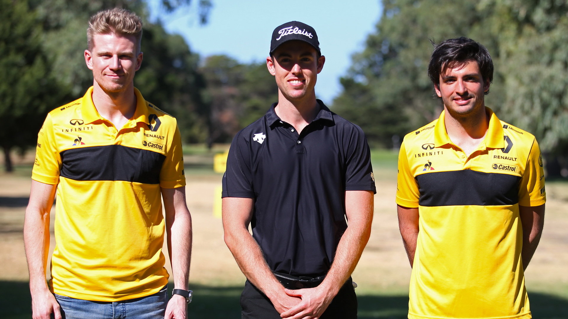 Nico Hülkenberg, Nathan Holman  a Carlos Sainz v Melbourne v Austrálii