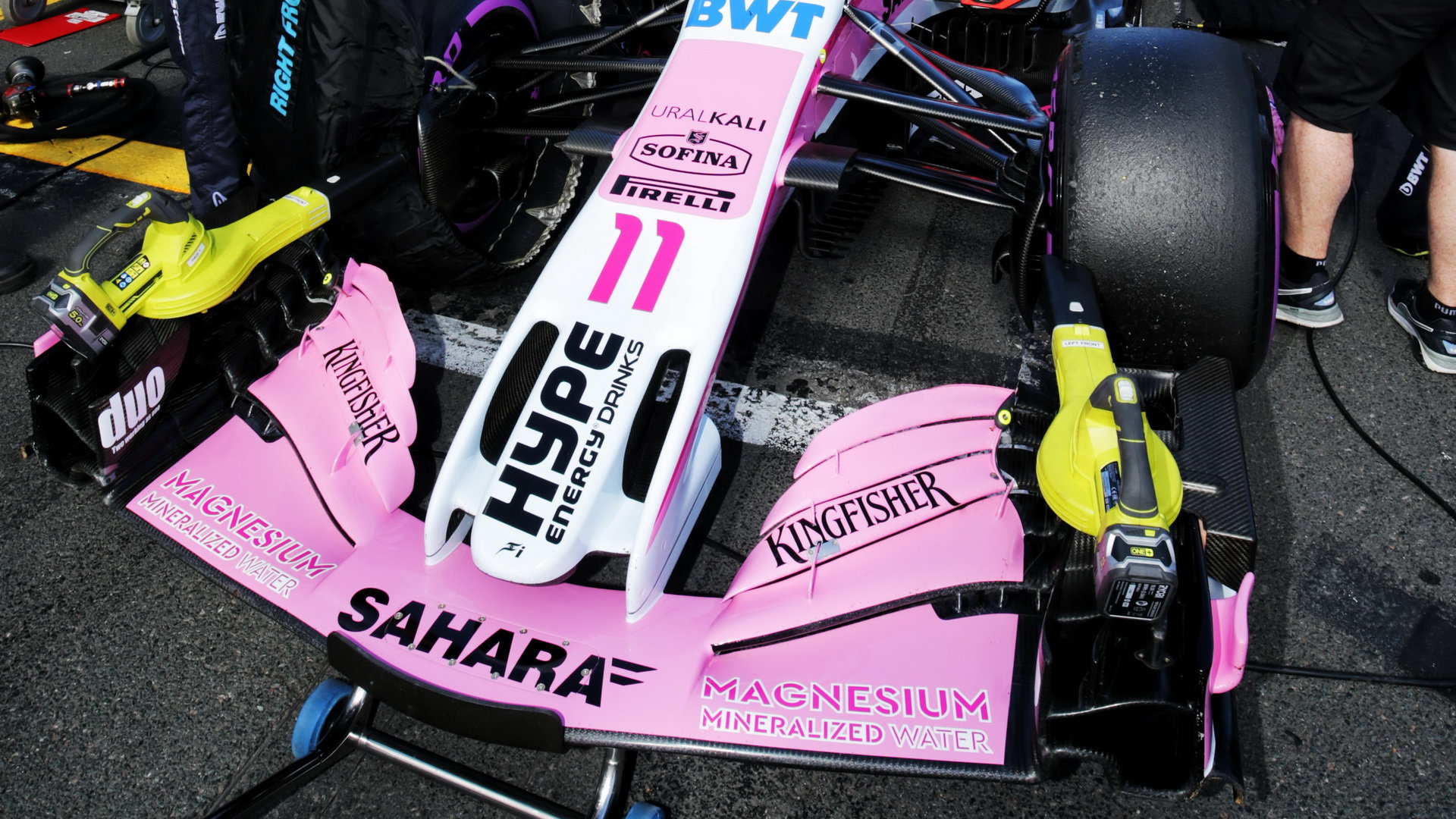 Přední křídlo vozu Force India v Melbourne v Austrálii