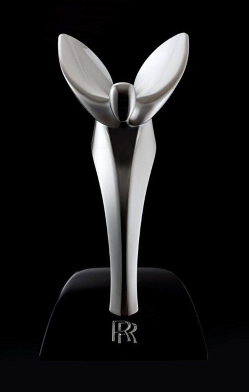 Rolls-Royce Motor Cars Prague získalo prestižní ocenění „Nejlepší dealer" v kategorii servis a poprodení služby