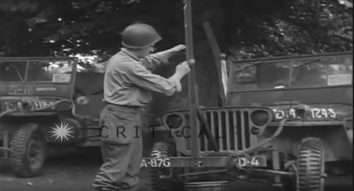 Upravený Jeep Willys snadno prorážel německé nástrahy
