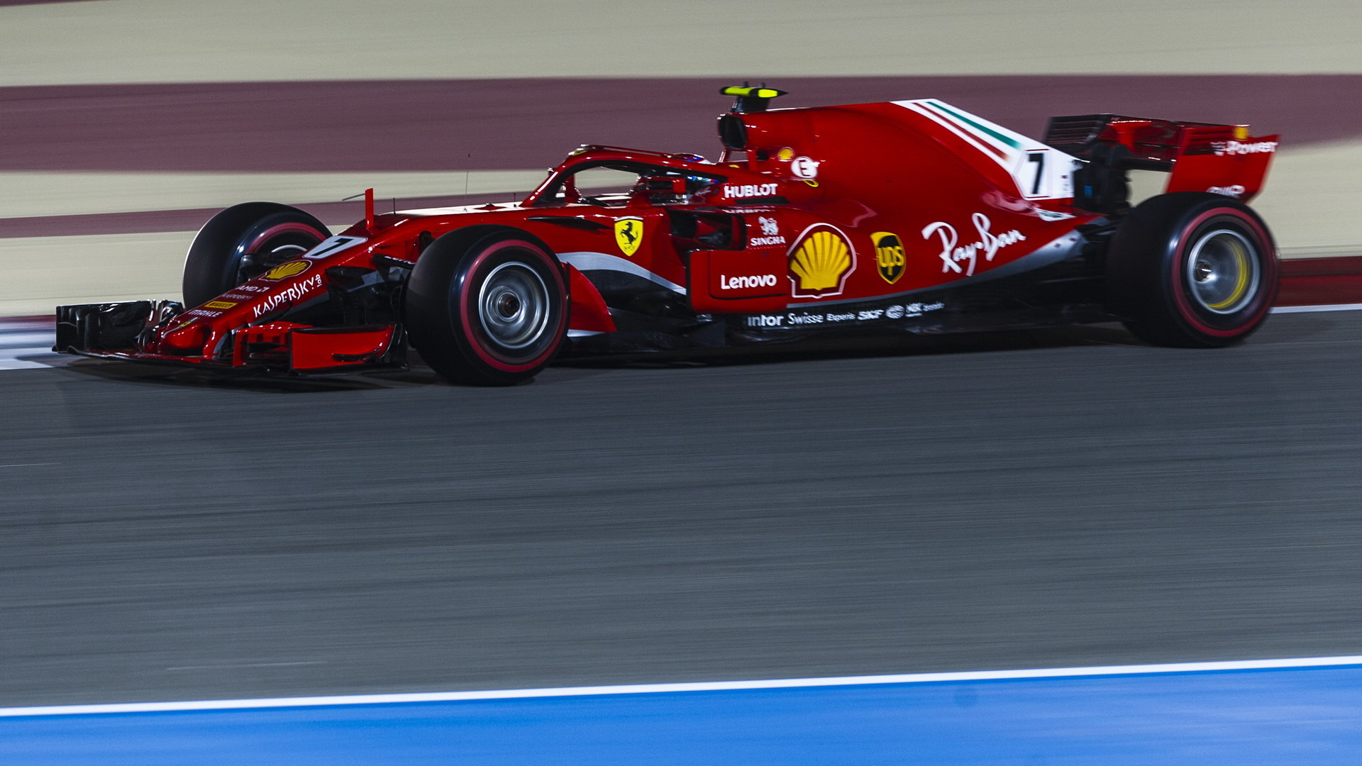 Kimi v závodě v Bahrajnu