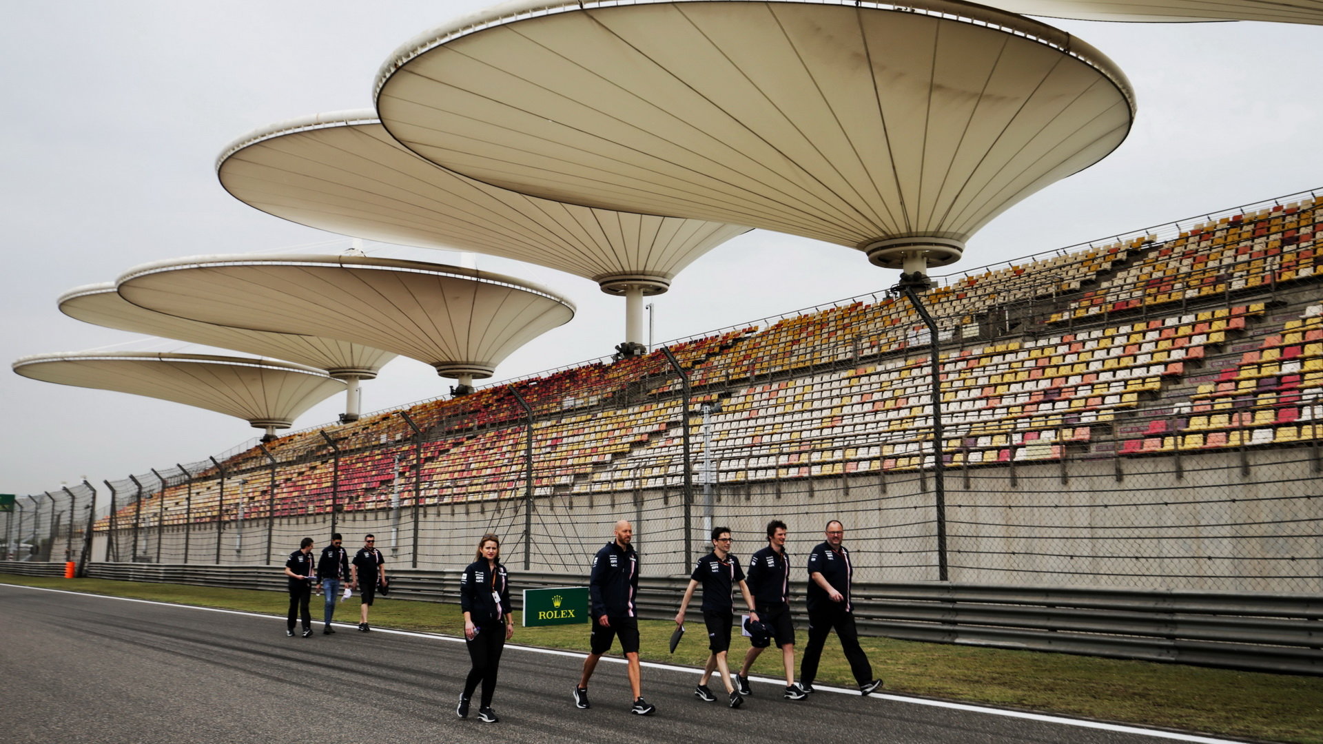 Esteban Ocon se seznamuje s tratí v Číně