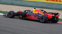 Verstappen byl sice ve dvou ze tří sektorů rychlejší než Ricciardo, patří mu ale až druhé nejrychlejší kolo