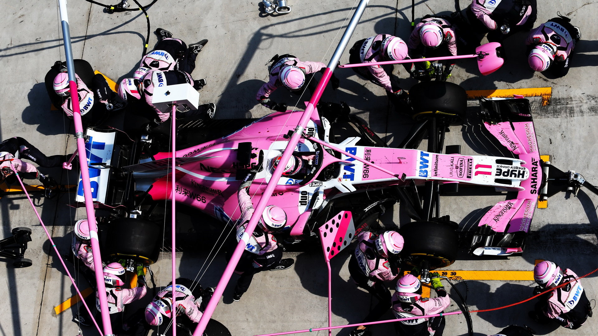 Force India se po špatném vstupu do sezóny neustále zlepšuje
