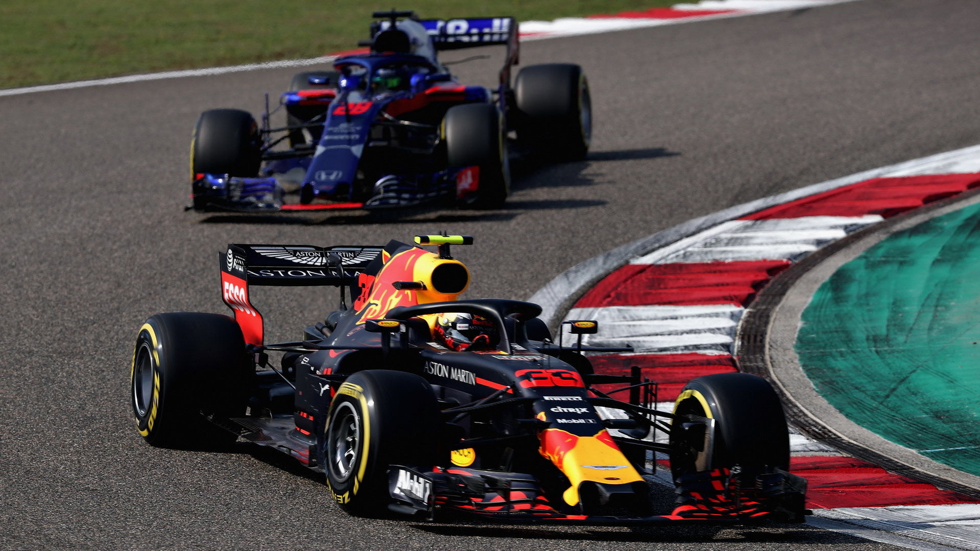 Zdá se čím dál tím více pravděpodobné, že Red Bull i Toro Rosso budou pohánět motory Honda