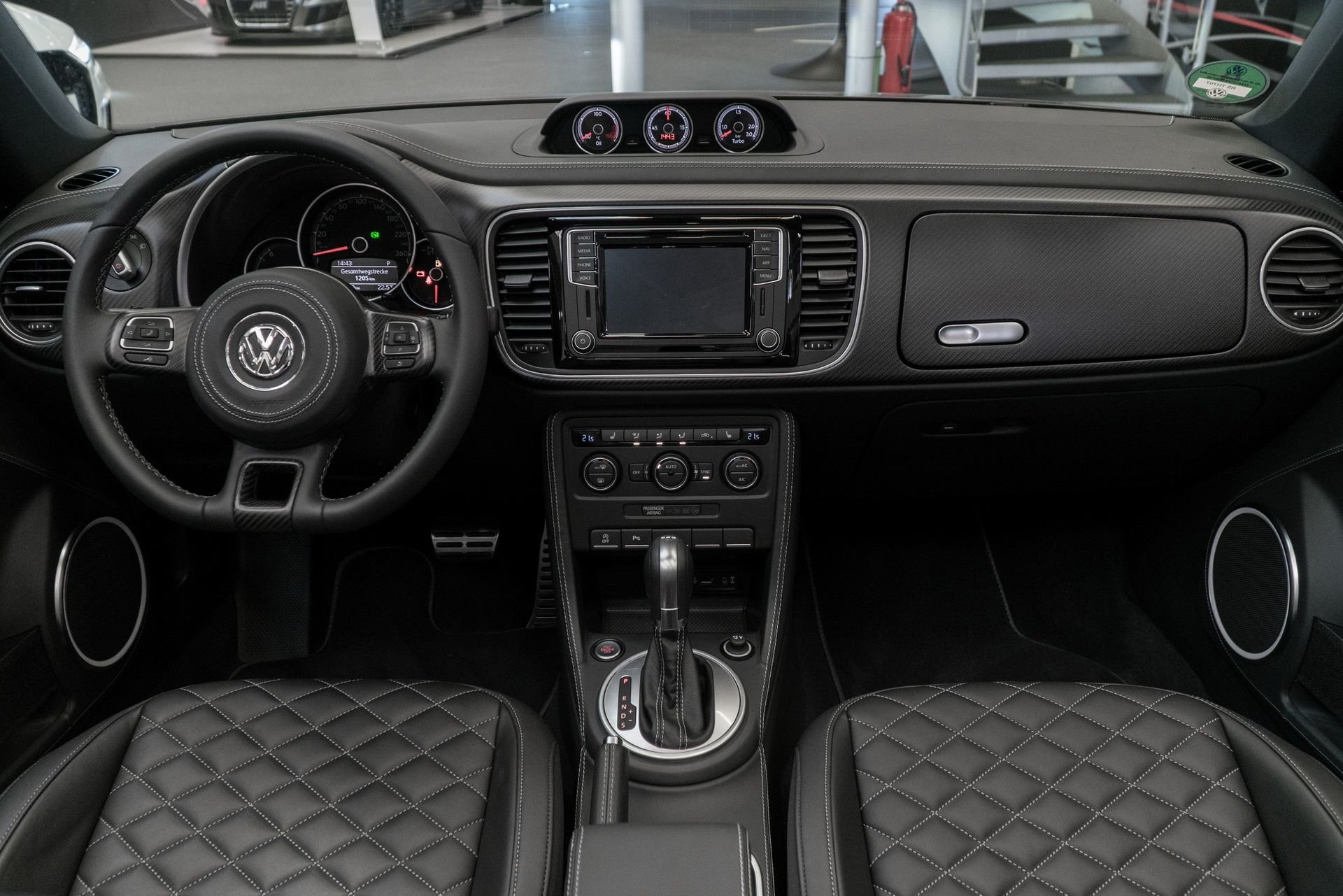 Volkswagen Beetle v jedinečné úpravě společnosti ABT ukrývá pod kapotou 290 koní