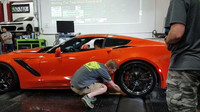 Měření výkonu nadupaného Chevroletu Corvette ZR1 málem skončilo tragédií