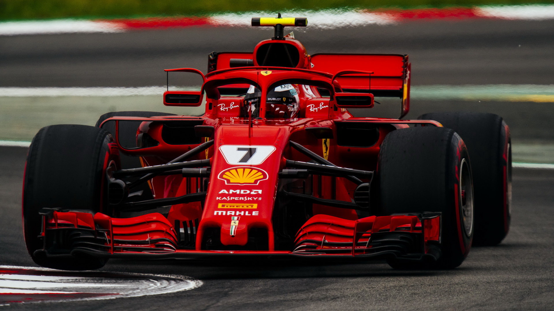 KImi Räikkönen v kvalifikaci ve Španělsku