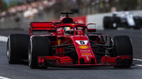 Umístění zrcátek v podání Ferrari má nejspíš odzvoněno