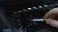 Řidiče čekají v Rakousku nová omezení vztahující se ke kouření za volantem