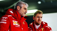 Maurizio Arrivabene a Sebastian Vettel v prvním dni testů v Barceloně