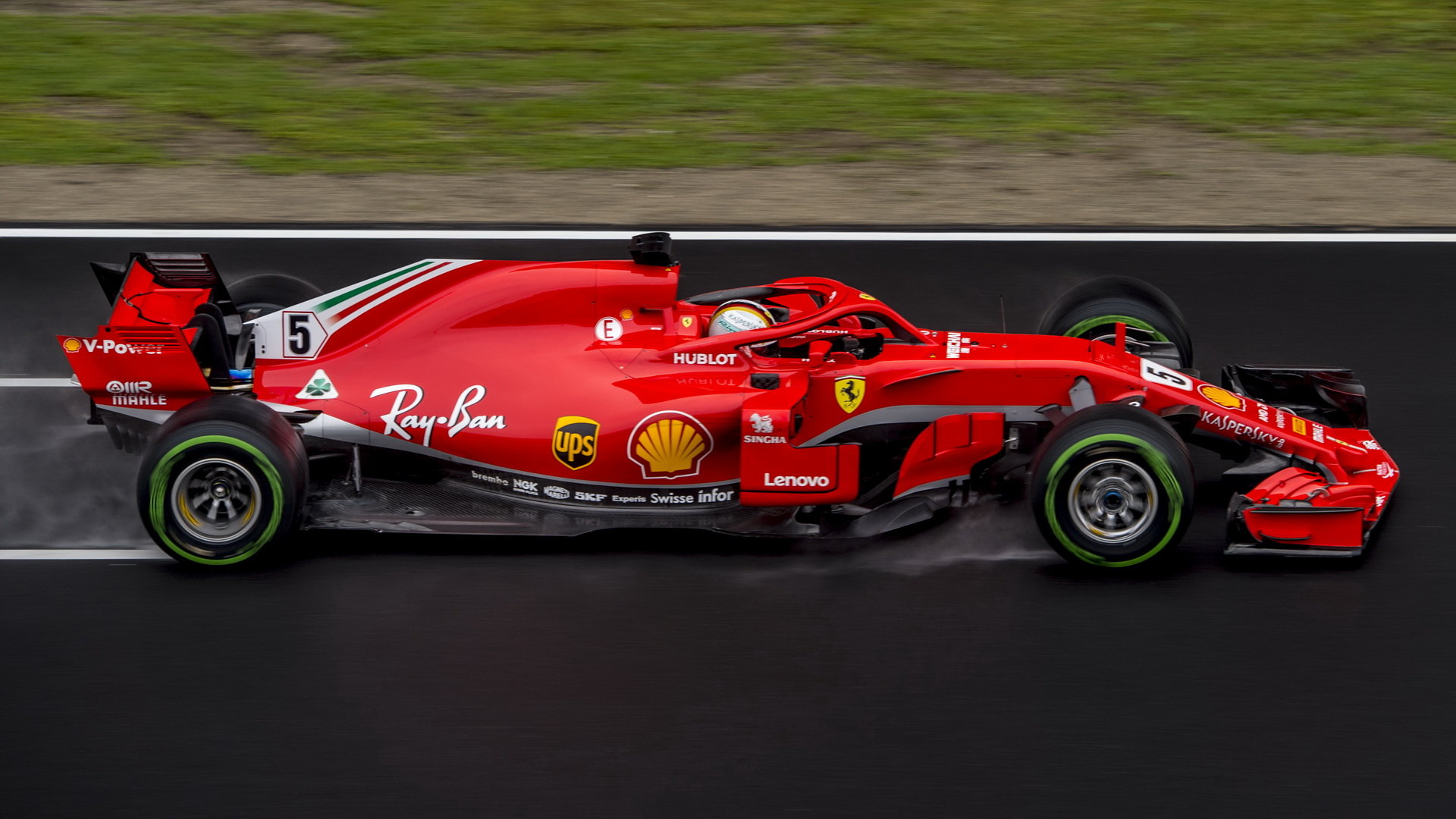 Sebastian Vettel v prvním dni testů v Barceloně