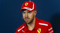 Sebastian Vettel na tiskovce v Monaku