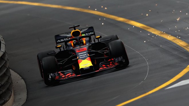 Daniel Ricciardo s Red Bullem v Monaku