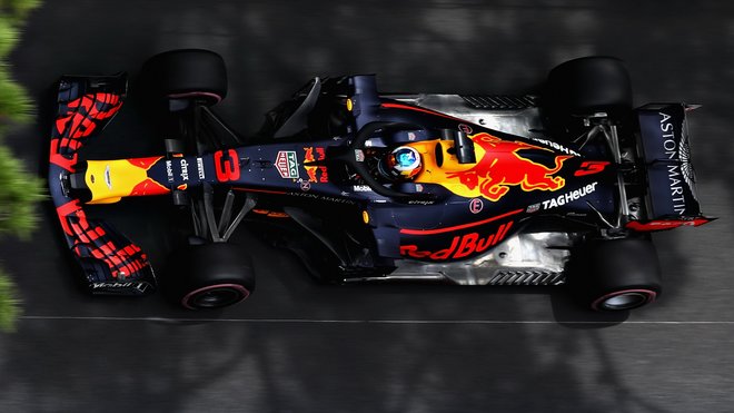 Daniel Ricciardo během tréninku v Monaku