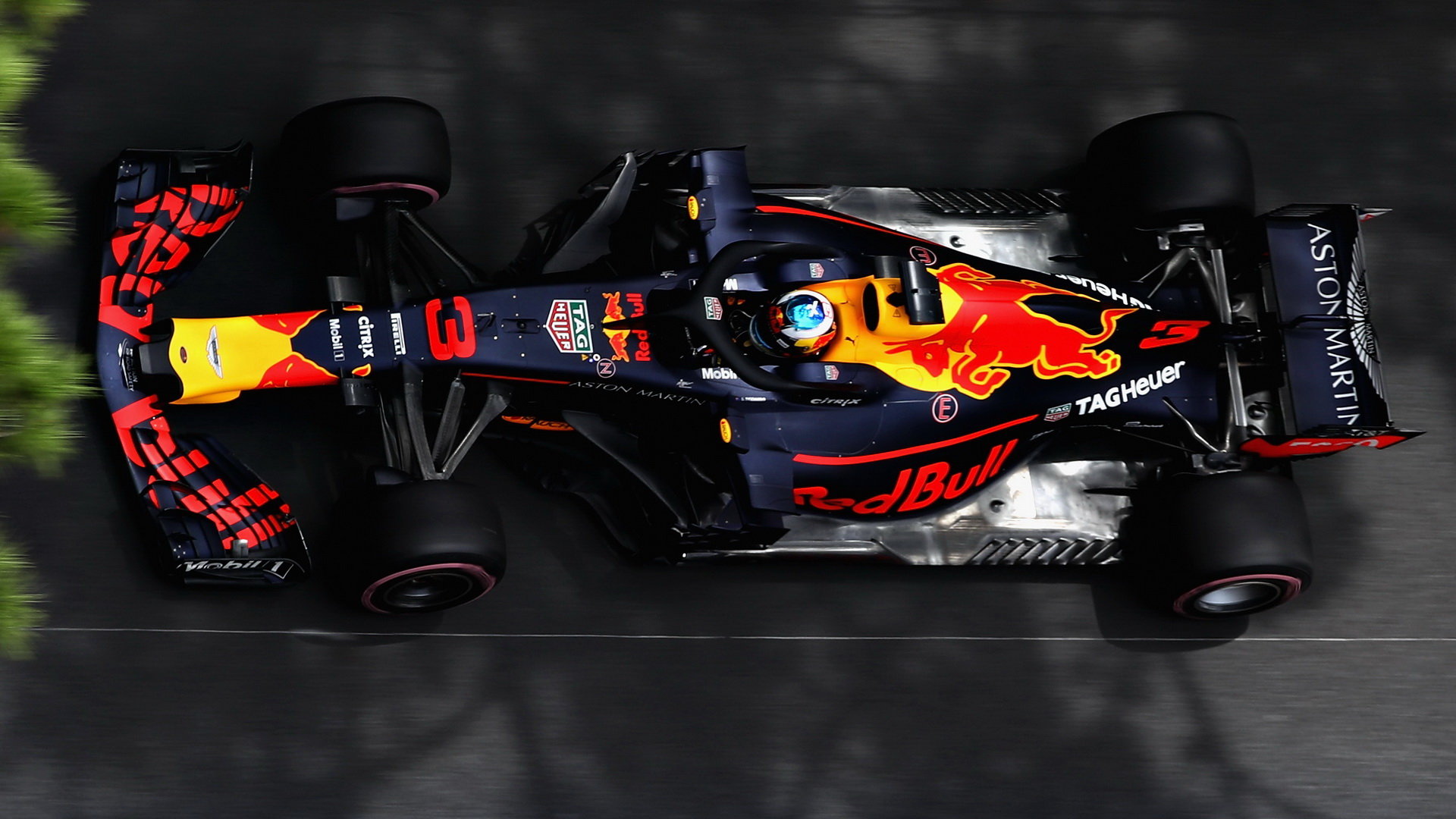 Daniel Ricciardo získal v Monaku celkem očekávané pole-position
