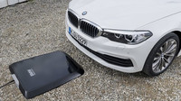 BMW se pochlubilo novým příslušenstvím, díky kterému bude nabíjení podstatně snazší